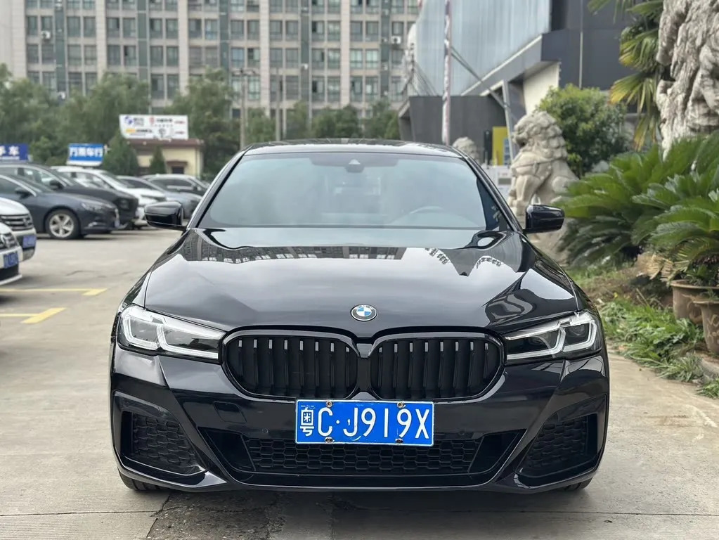 BMW 5 Series — фото 2