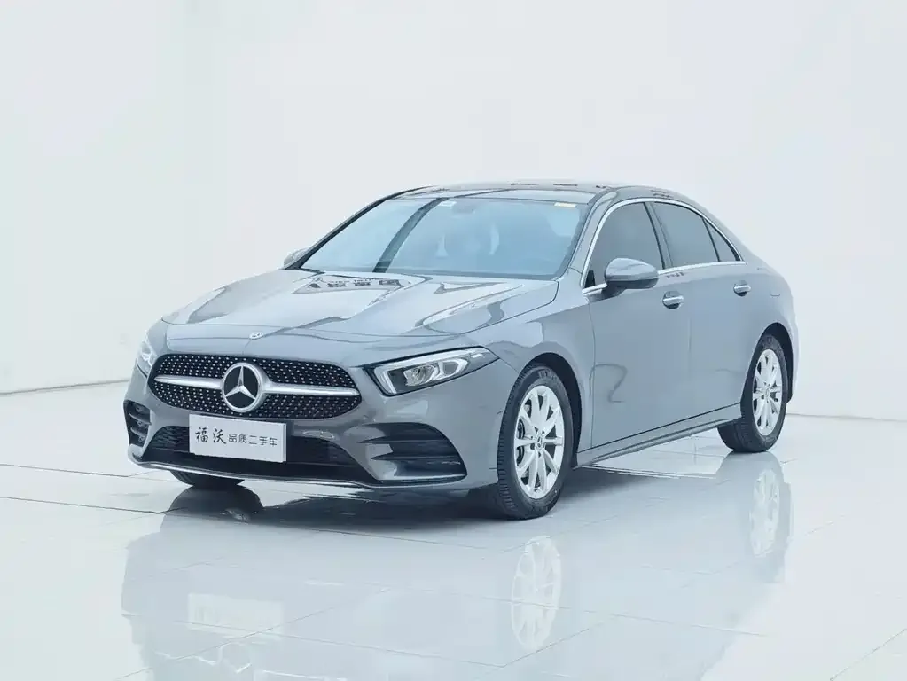 Mercedes-Benz A-Class — фото 1