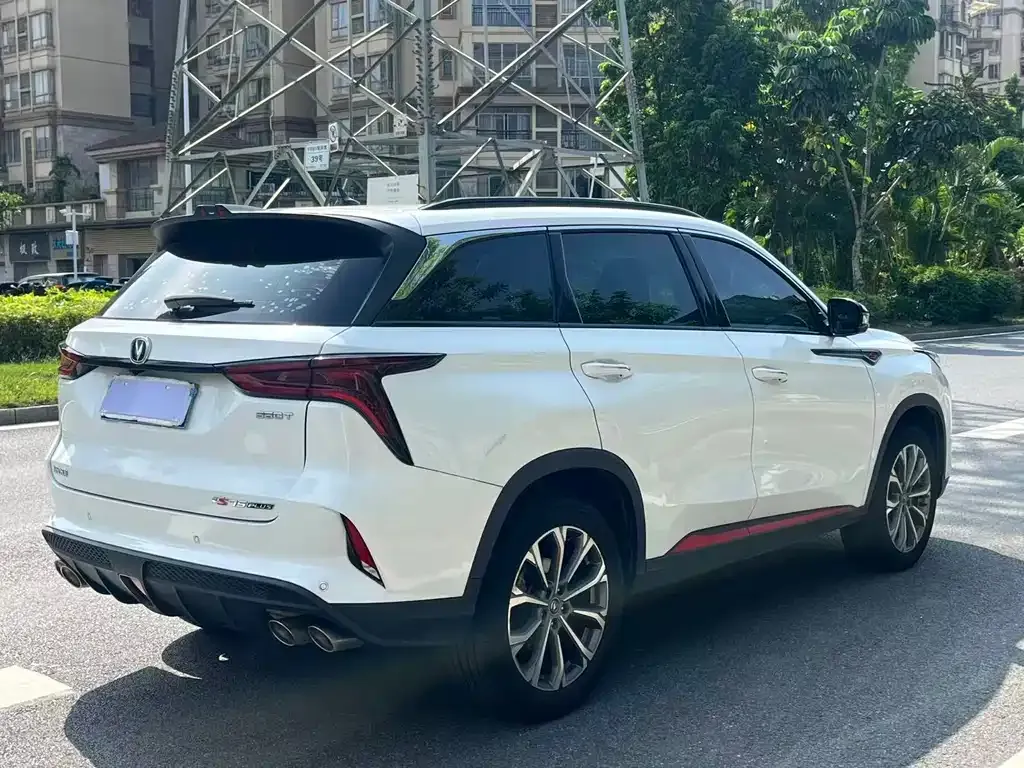 Changan CS75 PLUS — фото 4