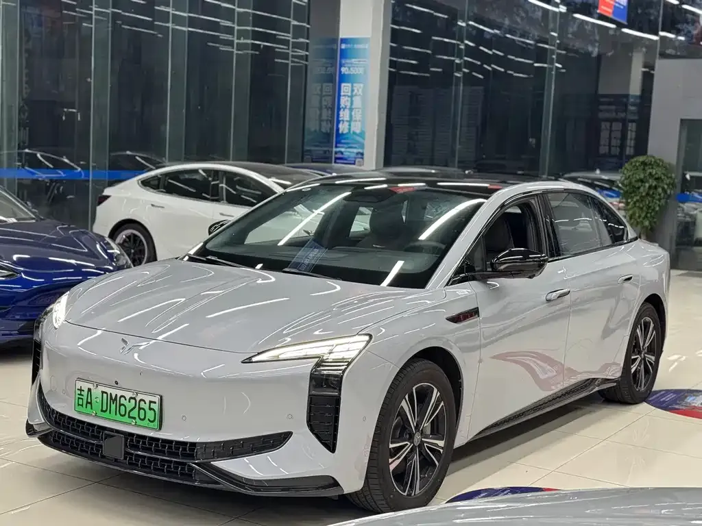 Hongqi EH7 — фото 2