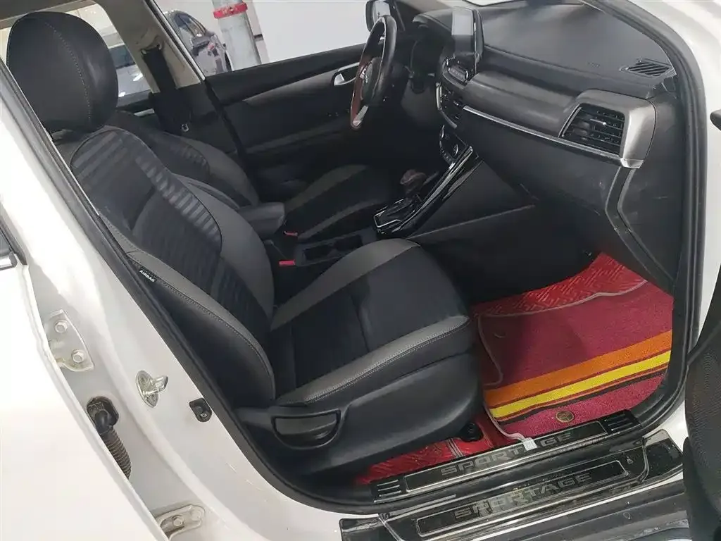 Kia Sportage — фото 3