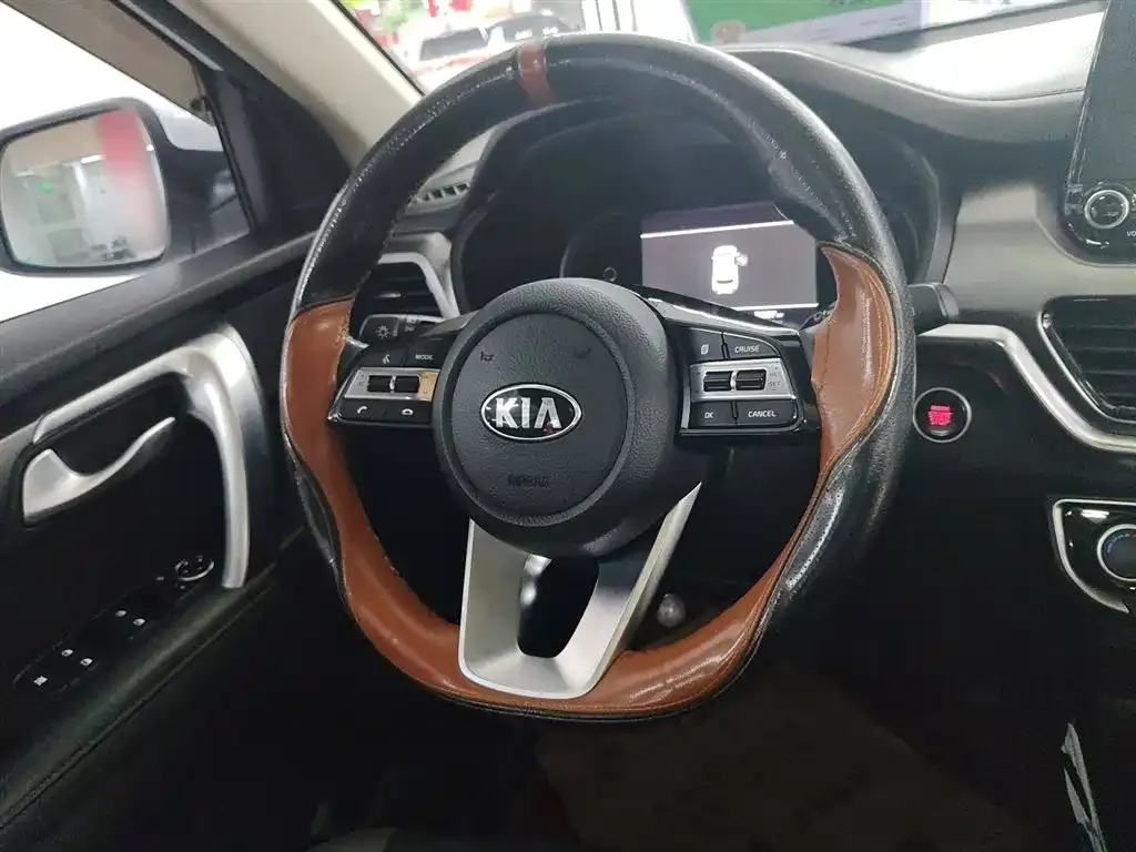 Kia Sportage — фото 4