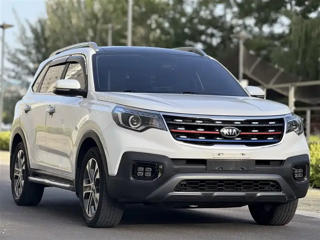 Kia Sportage — фото 9