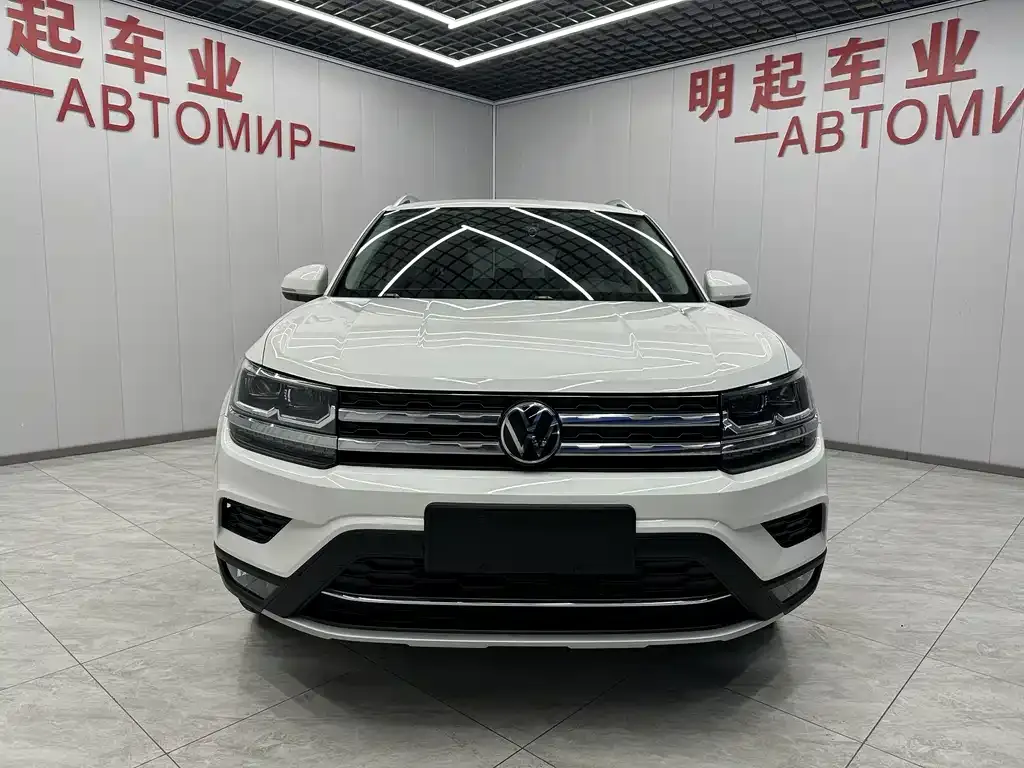 Volkswagen Tharu — фото 3