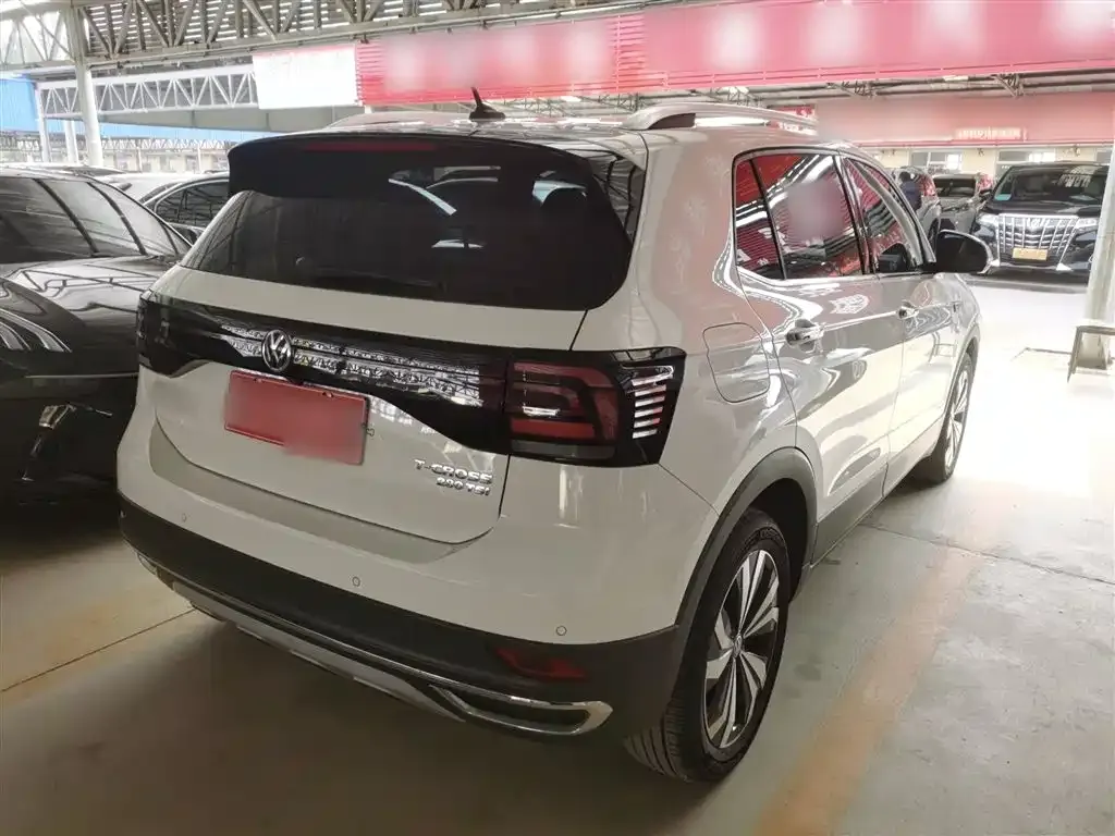 Volkswagen T-Cross — фото 6