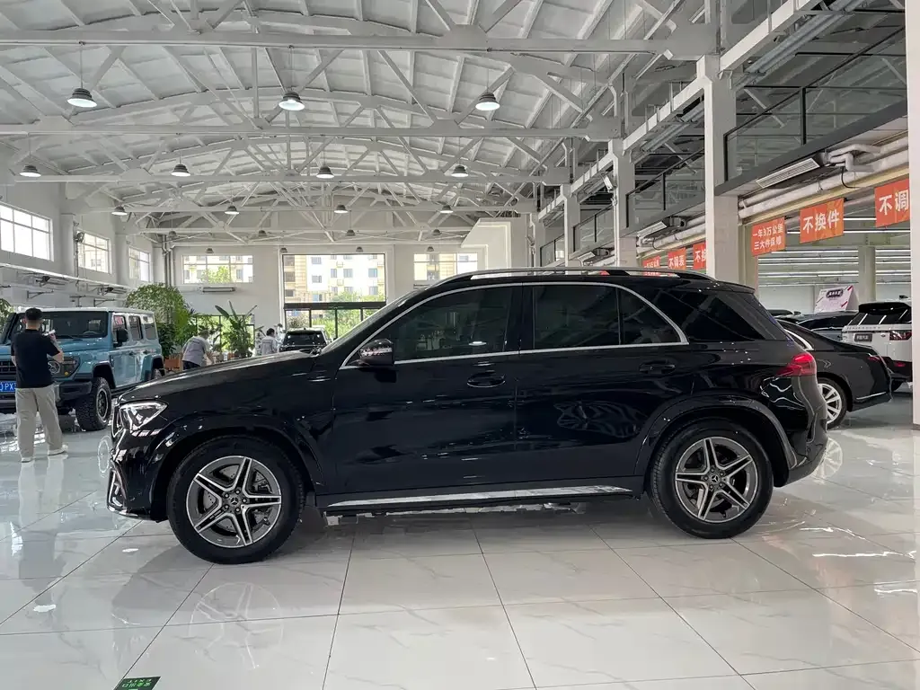Mercedes-Benz GLE — фото 3