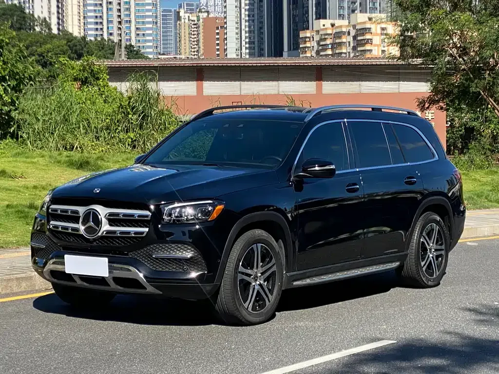 Mercedes-Benz GLS — фото 1