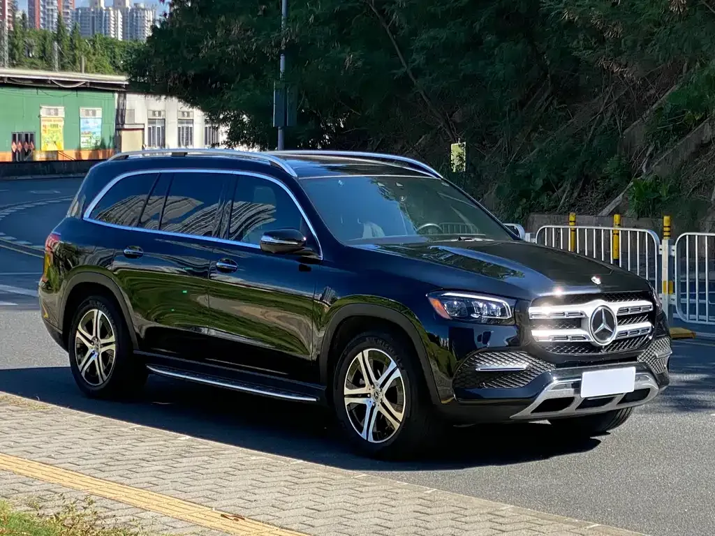 Mercedes-Benz GLS — фото 3