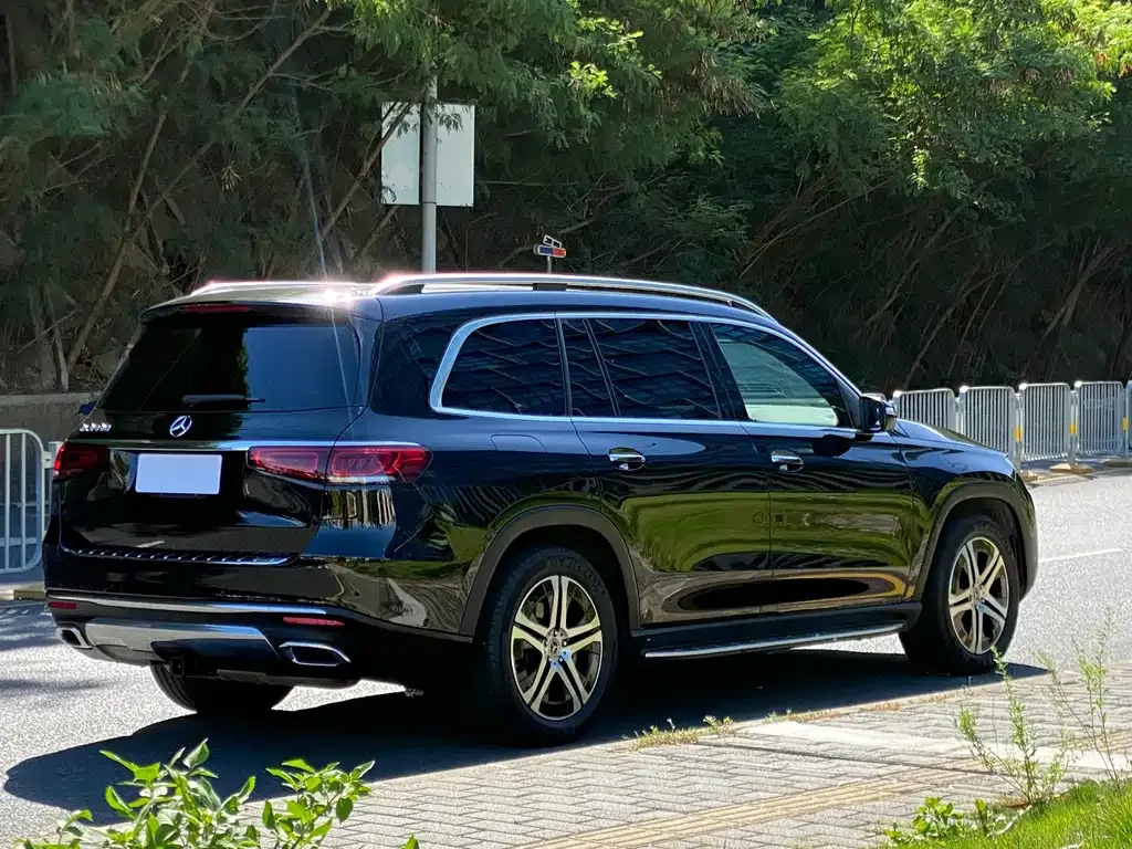 Mercedes-Benz GLS — фото 4