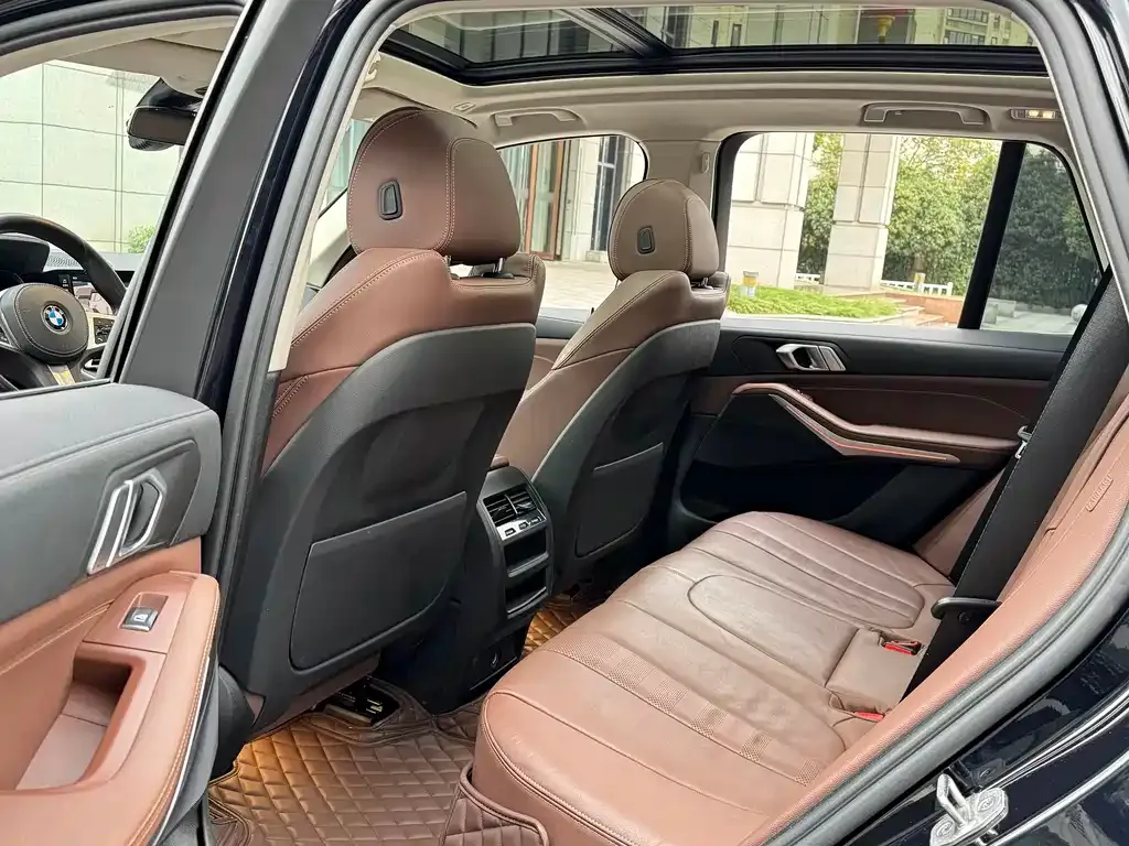 BMW X5 (Import) — фото 9