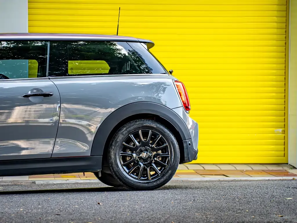 MINI Cooper (3-door) — фото 8
