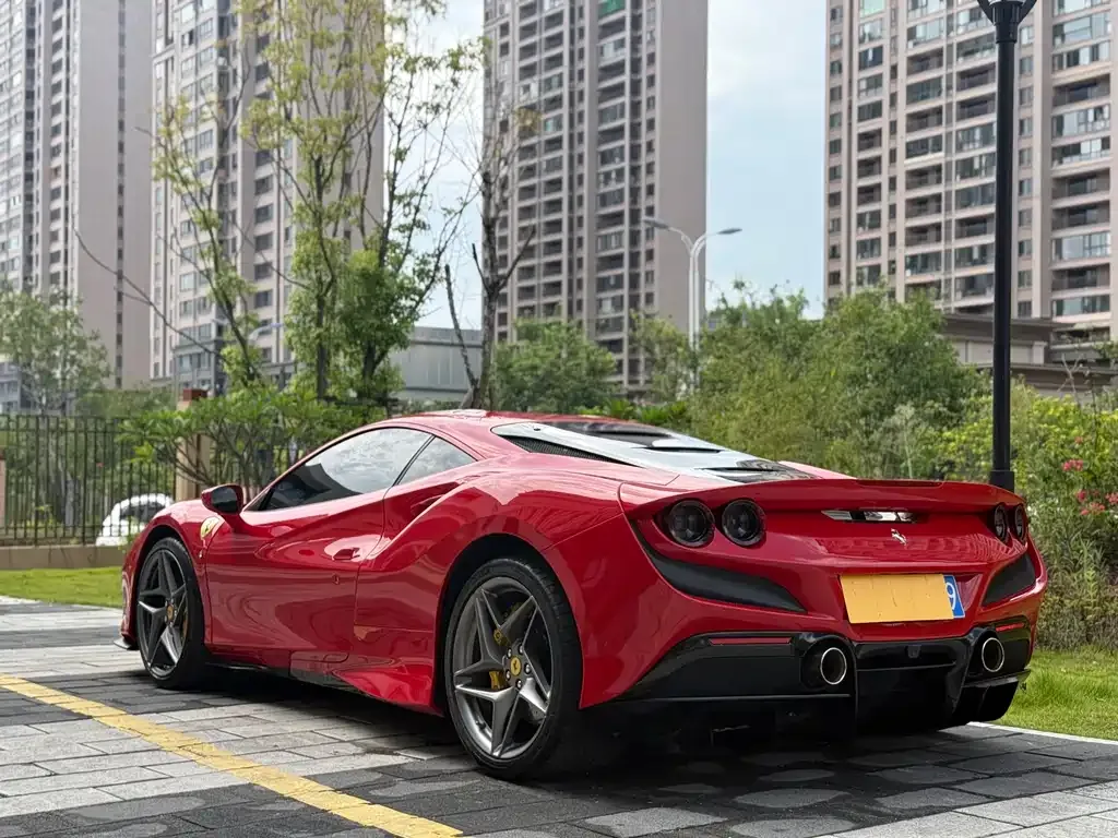 Ferrari F8 — фото 4