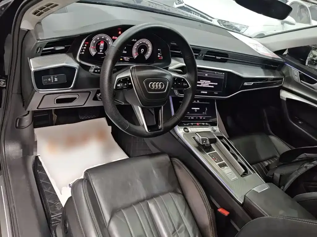 Audi A6L — фото 10