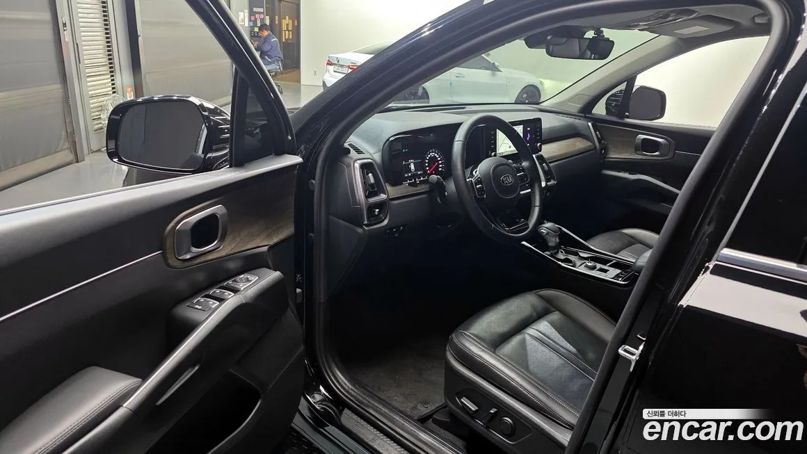 Kia Sorento — фото 10