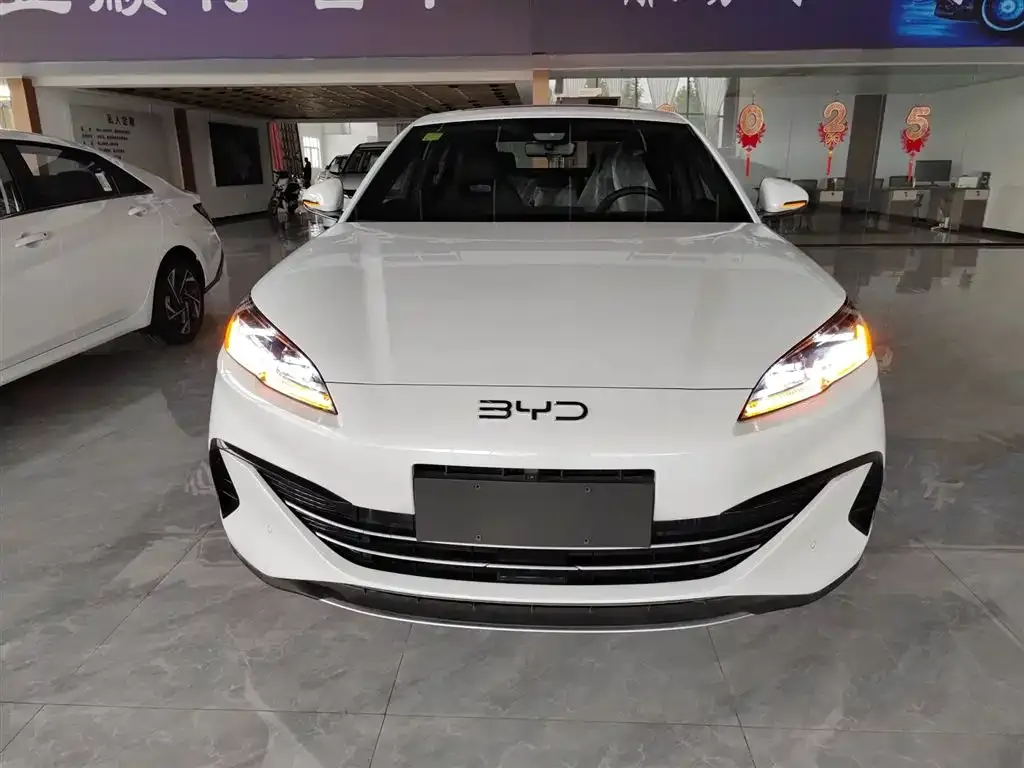 BYD Seal 06 NEV — фото 3