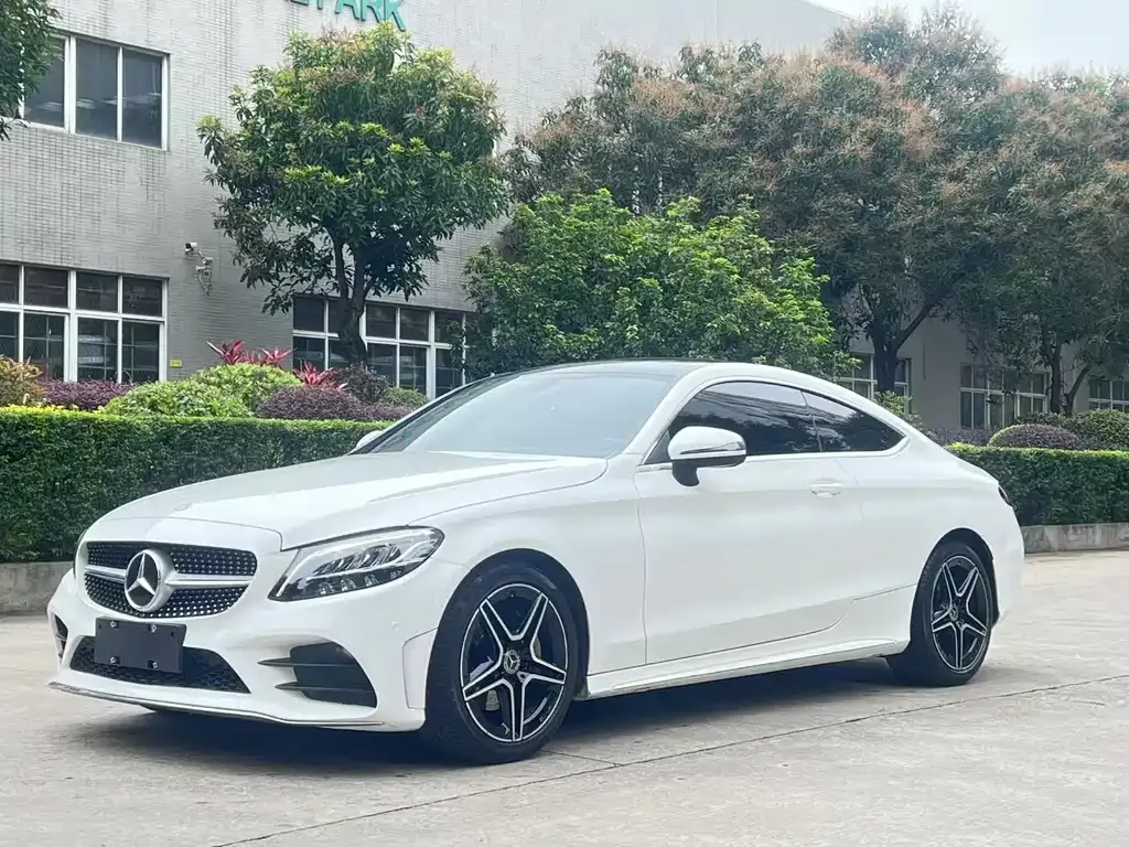 Mercedes-Benz C-Class (Import) — фото 2