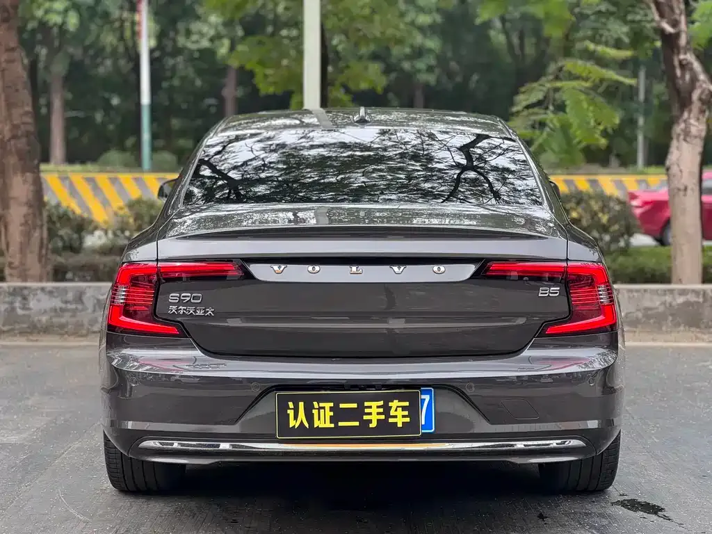 Volvo S90 — фото 9