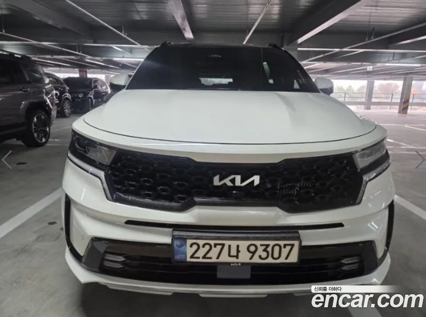 Kia Sorento — фото 1
