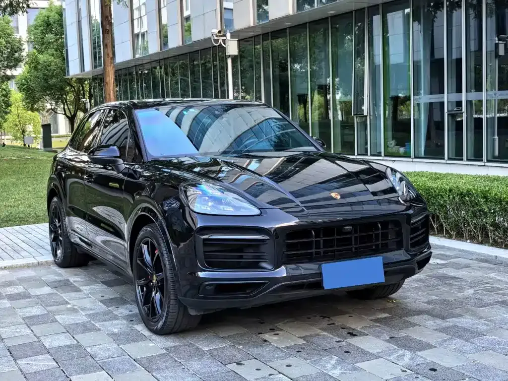 Porsche Cayenne — фото 3