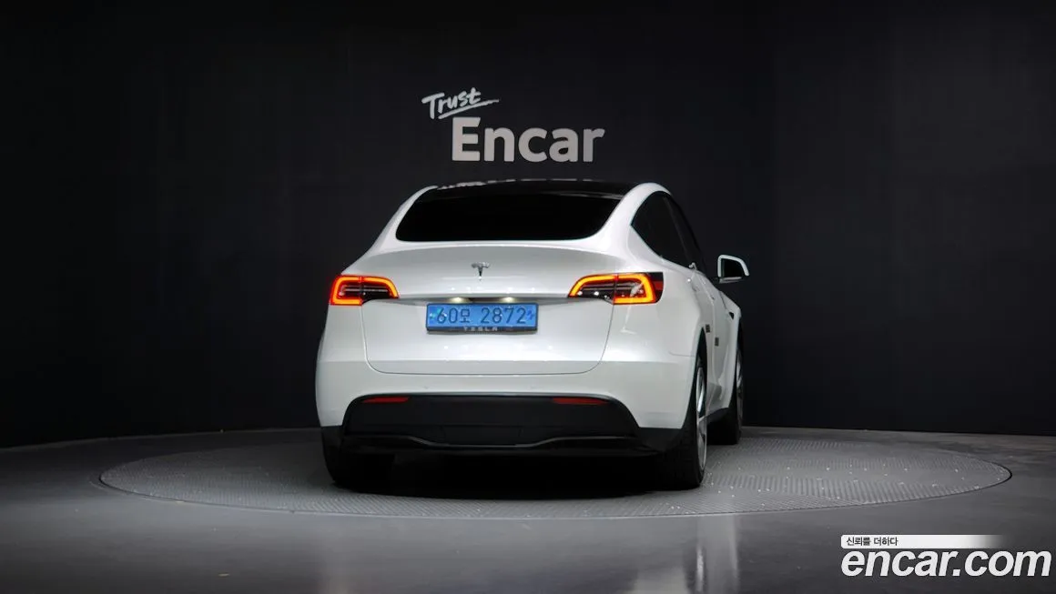 Tesla Model Y — фото 4