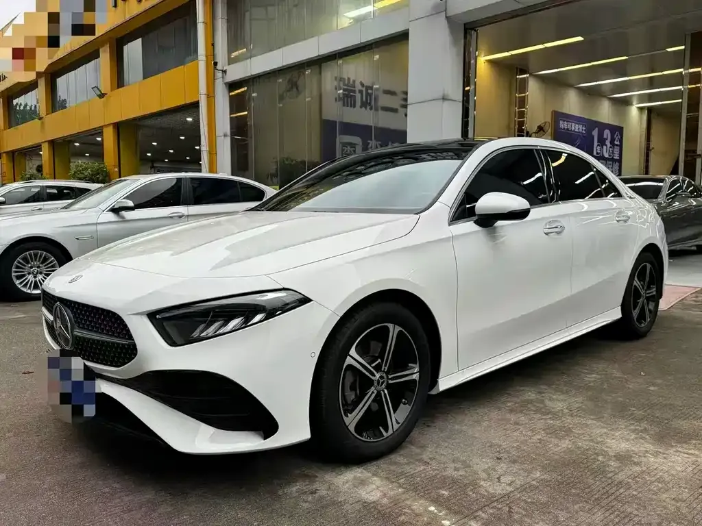 Mercedes-Benz A-Class — фото 1