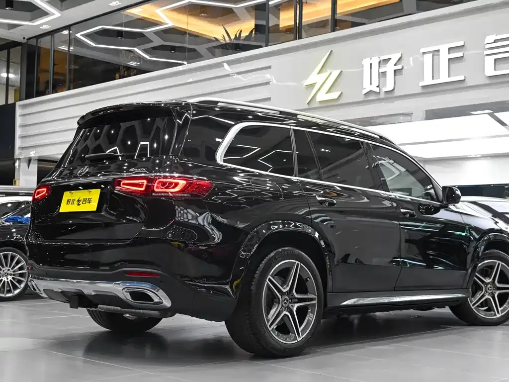Mercedes-Benz GLS — фото 8