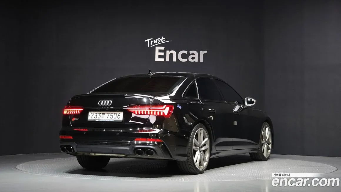 Audi S6 — фото 2