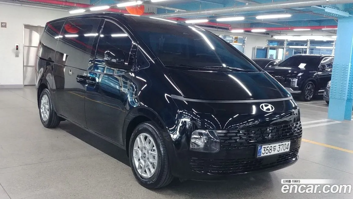 Hyundai Staria — фото 2