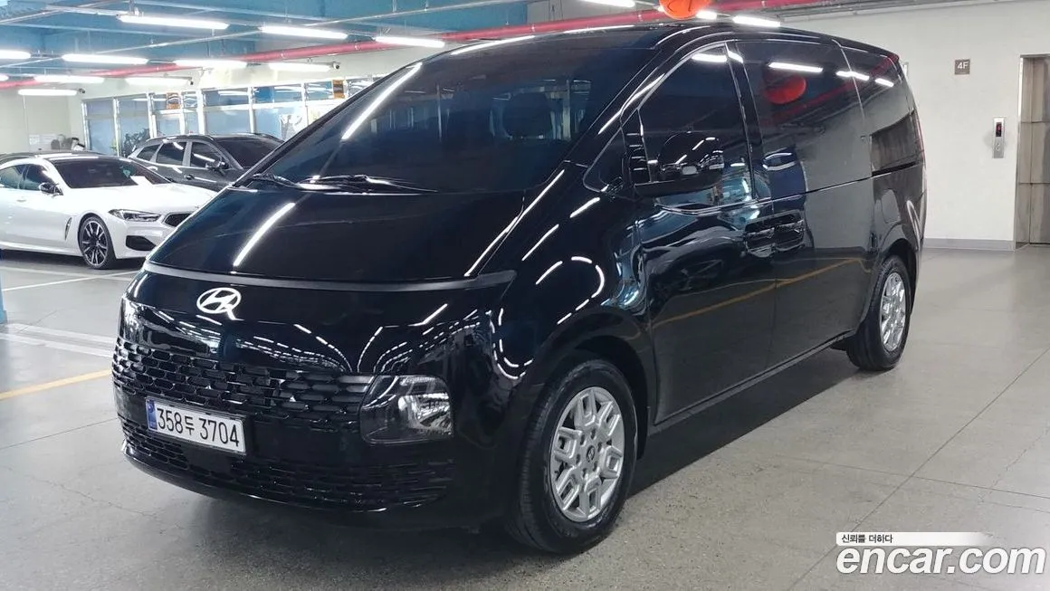 Hyundai Staria — фото 3