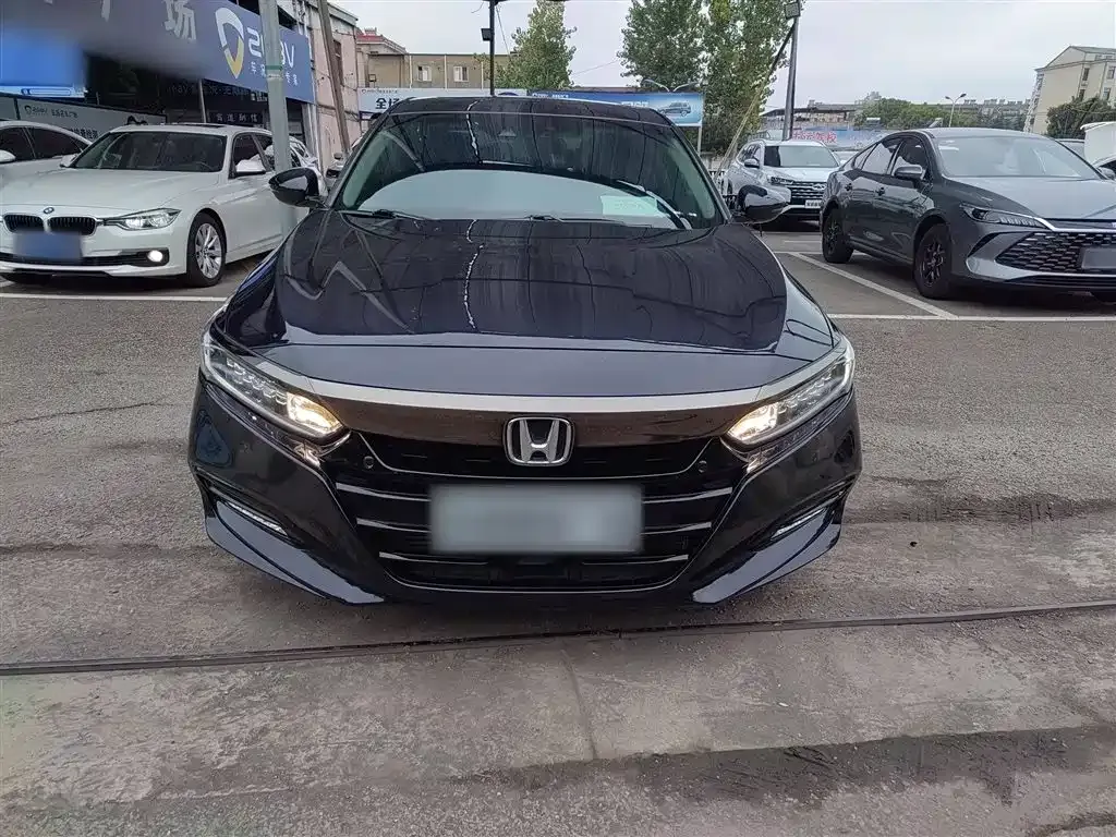Honda Accord — фото 3