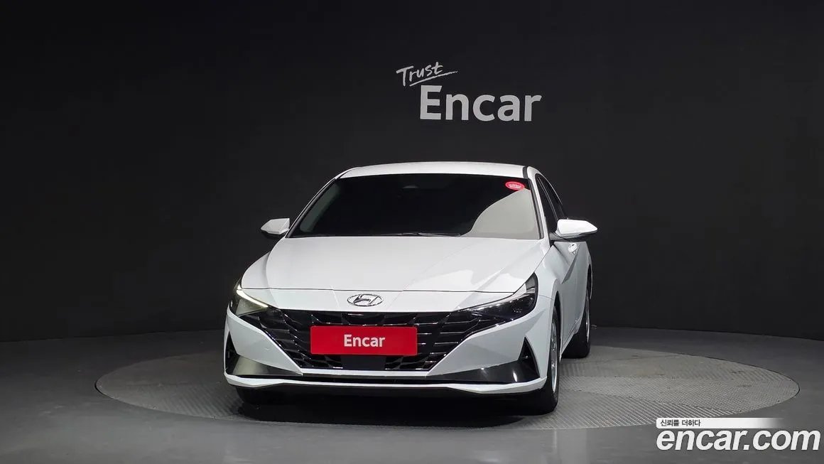 Hyundai AVANTE — фото 3
