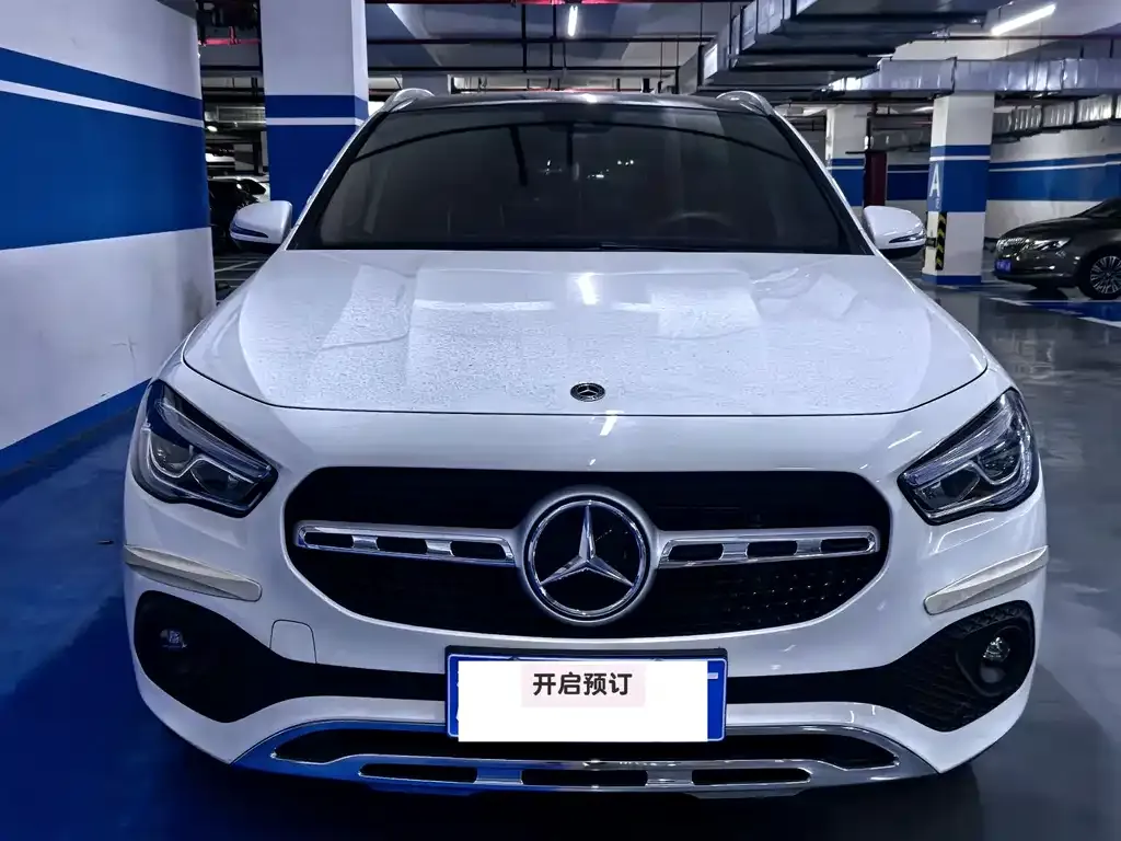 Mercedes-Benz GLA — фото 1