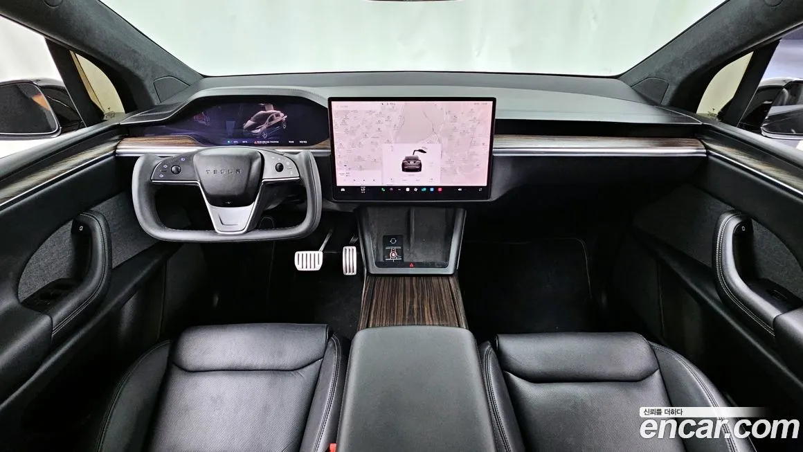 Tesla Model X — фото 7