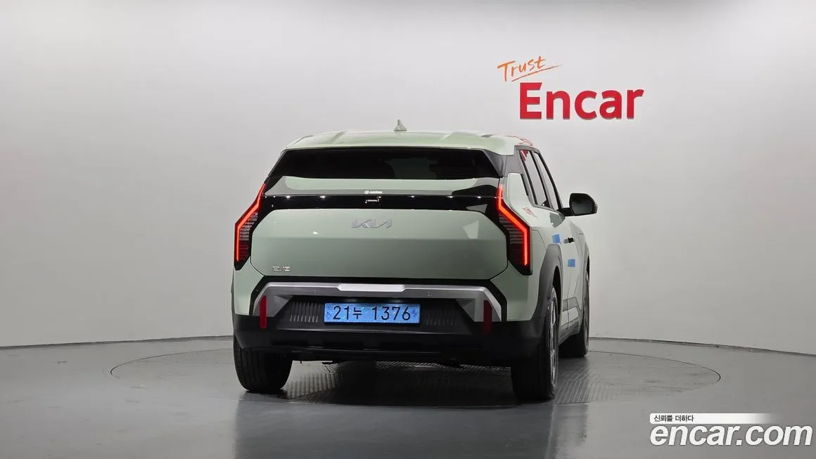 Kia EV3 — фото 4