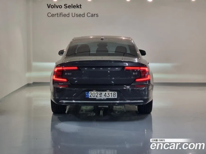 Volvo S90 — фото 4