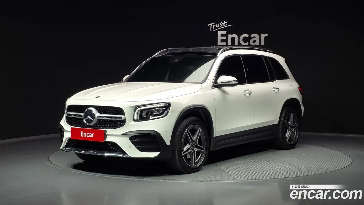 Mercedes-Benz GLB-Class — фото 1