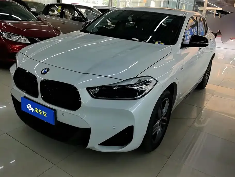 BMW X2 — фото 1