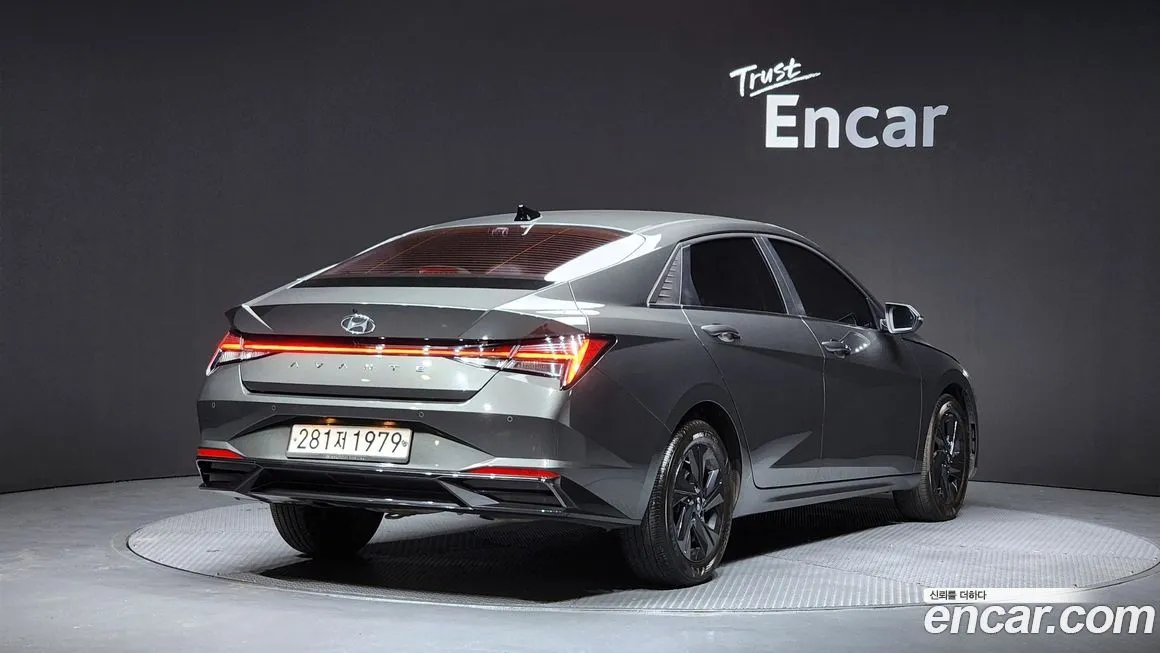 Hyundai AVANTE — фото 2