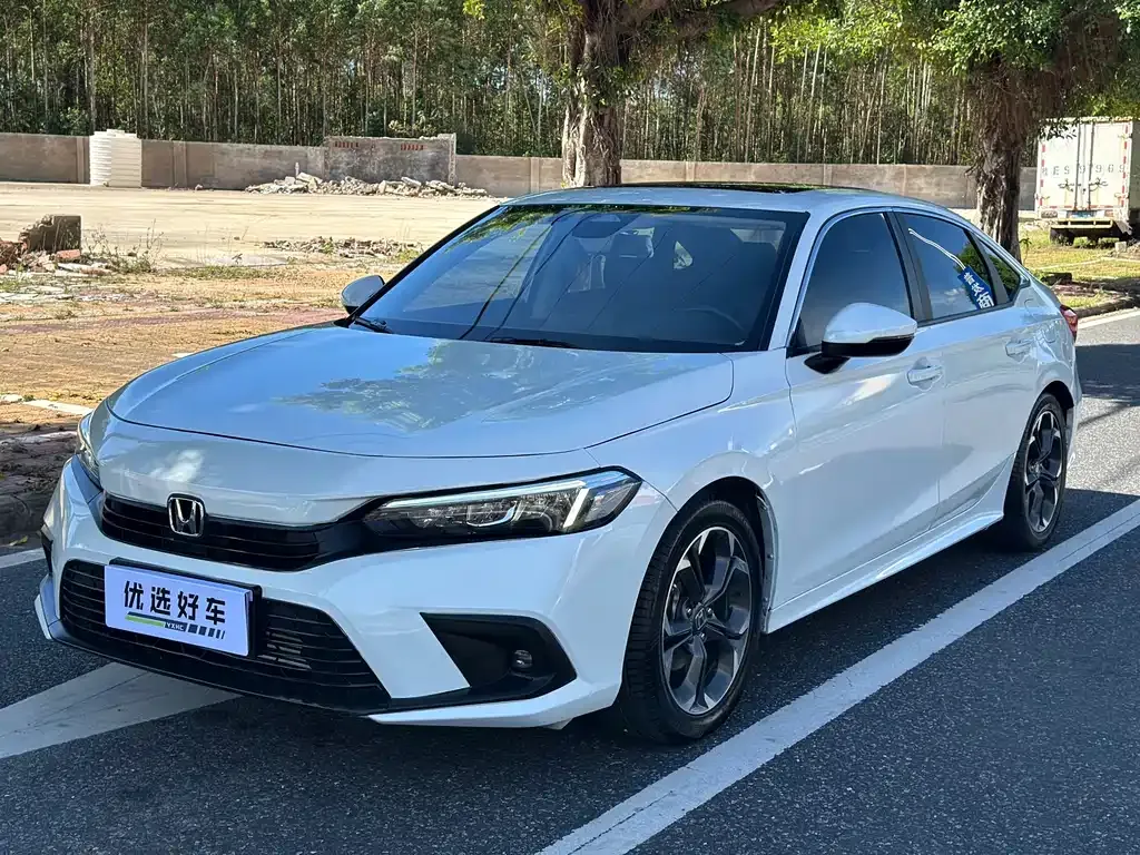 Honda Civic — фото 1