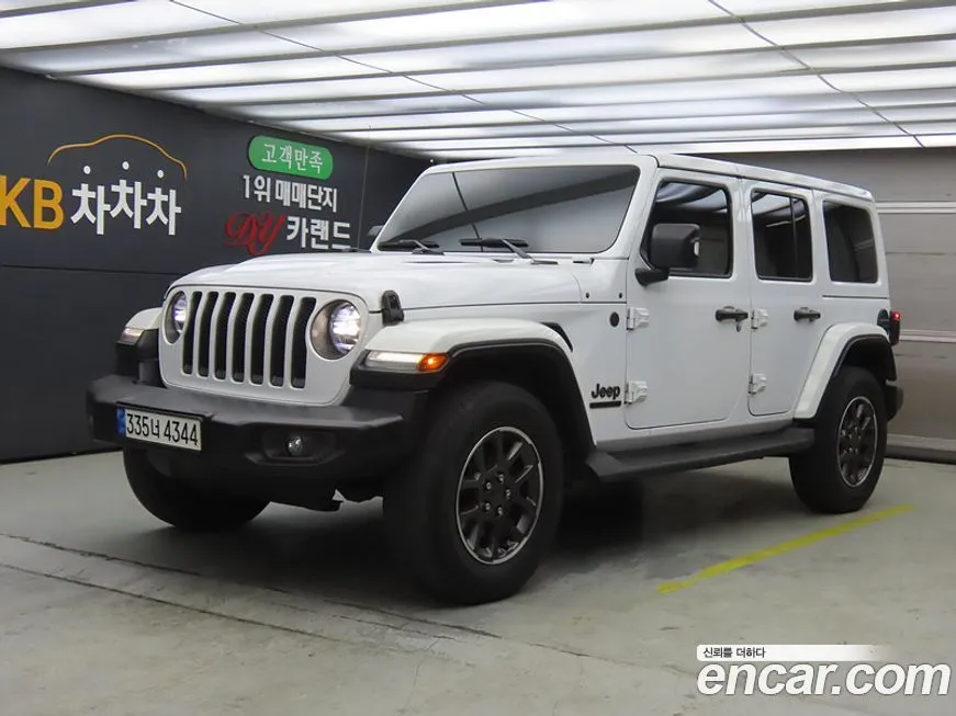 Jeep Wrangler — фото 1
