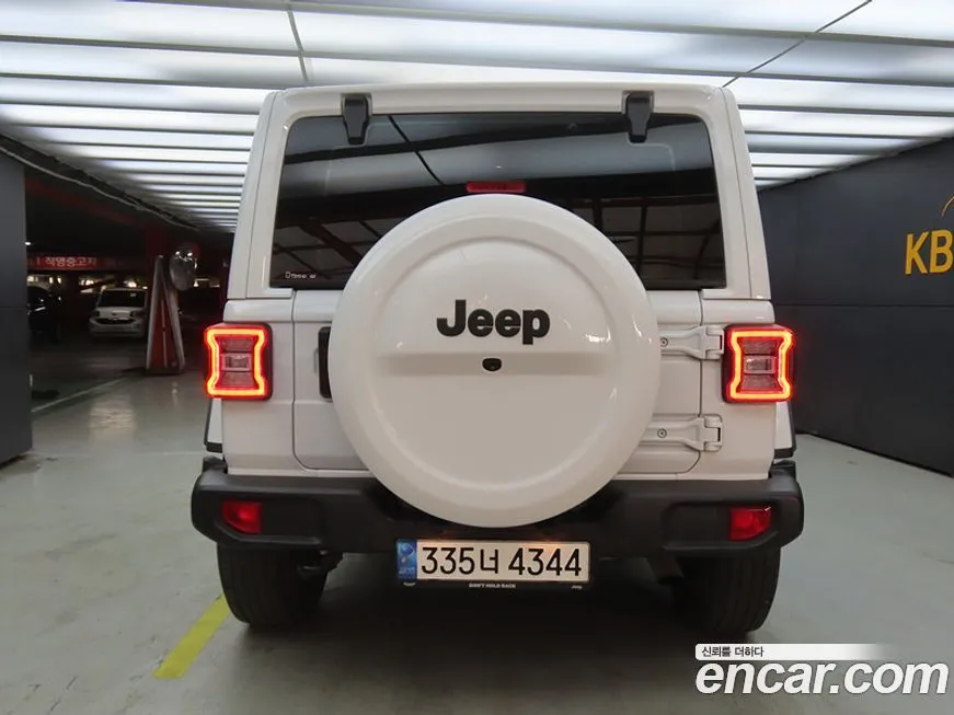 Jeep Wrangler — фото 3
