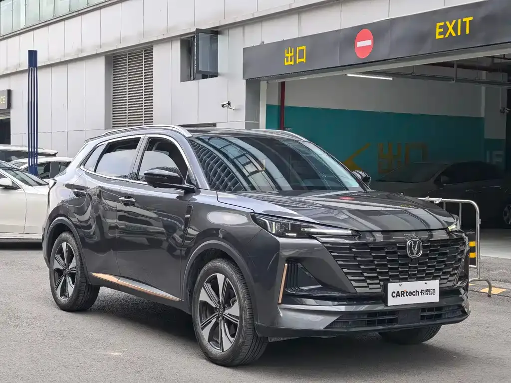 Changan CS55PLUS — фото 3