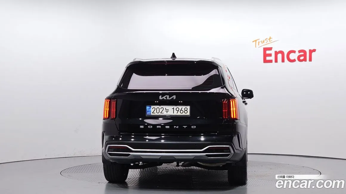 Kia Sorento — фото 4
