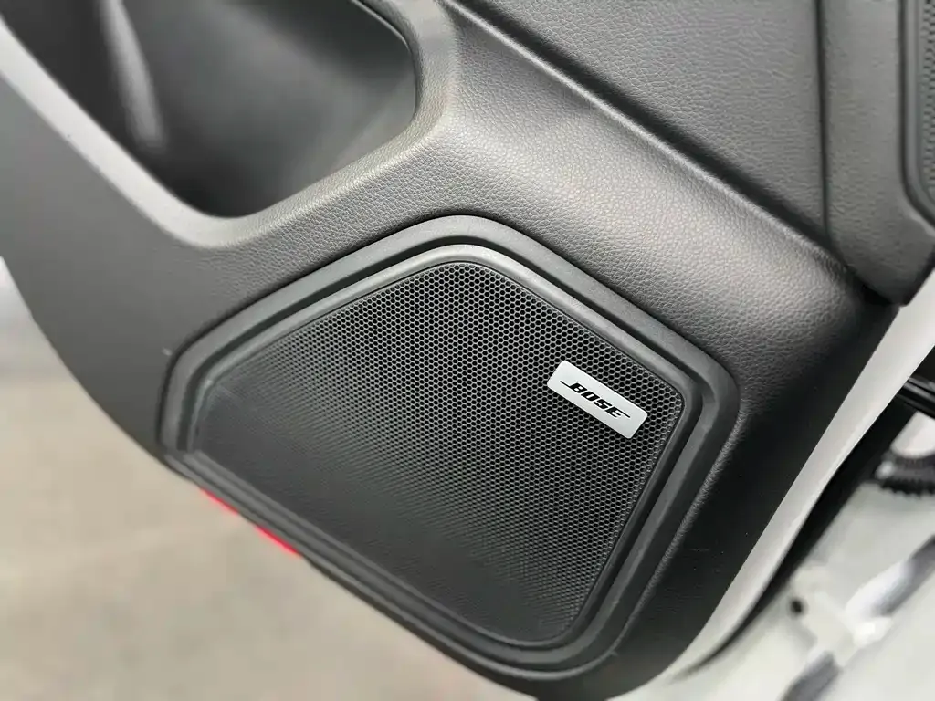 Porsche Macan — фото 9