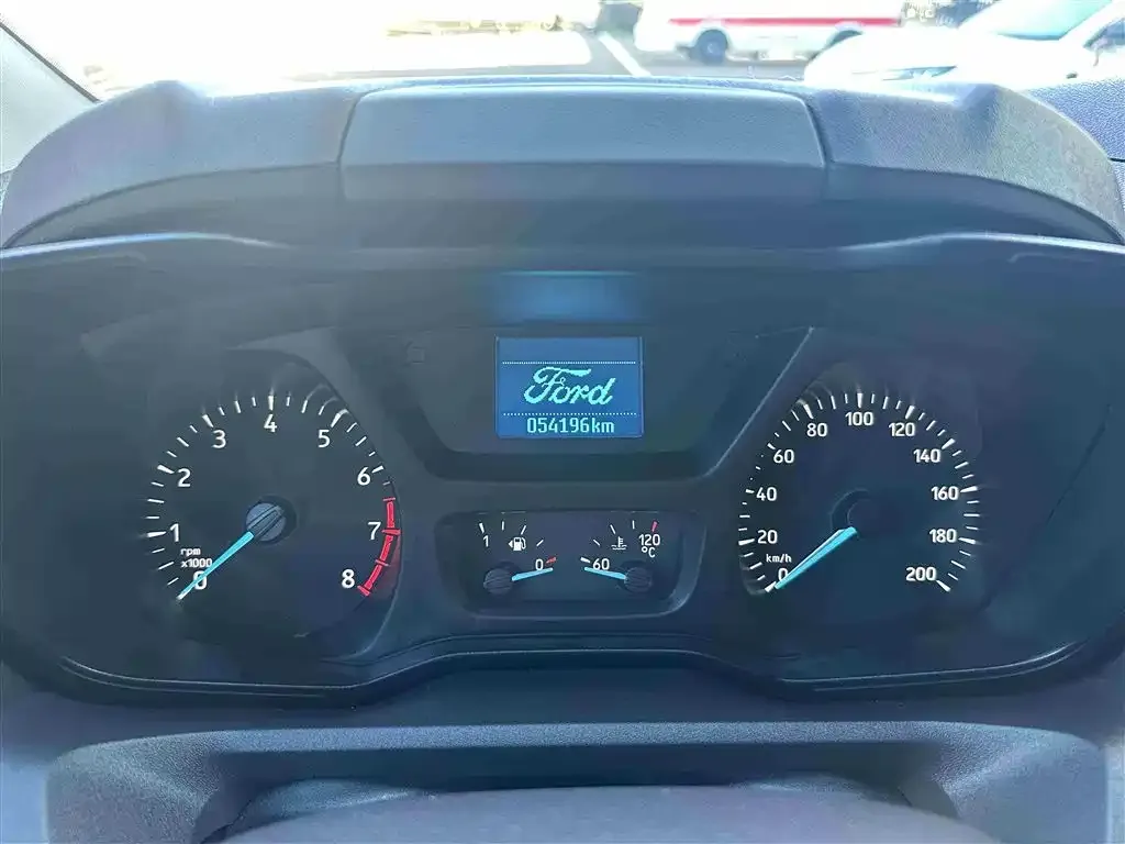 Ford Tourneo — фото 4
