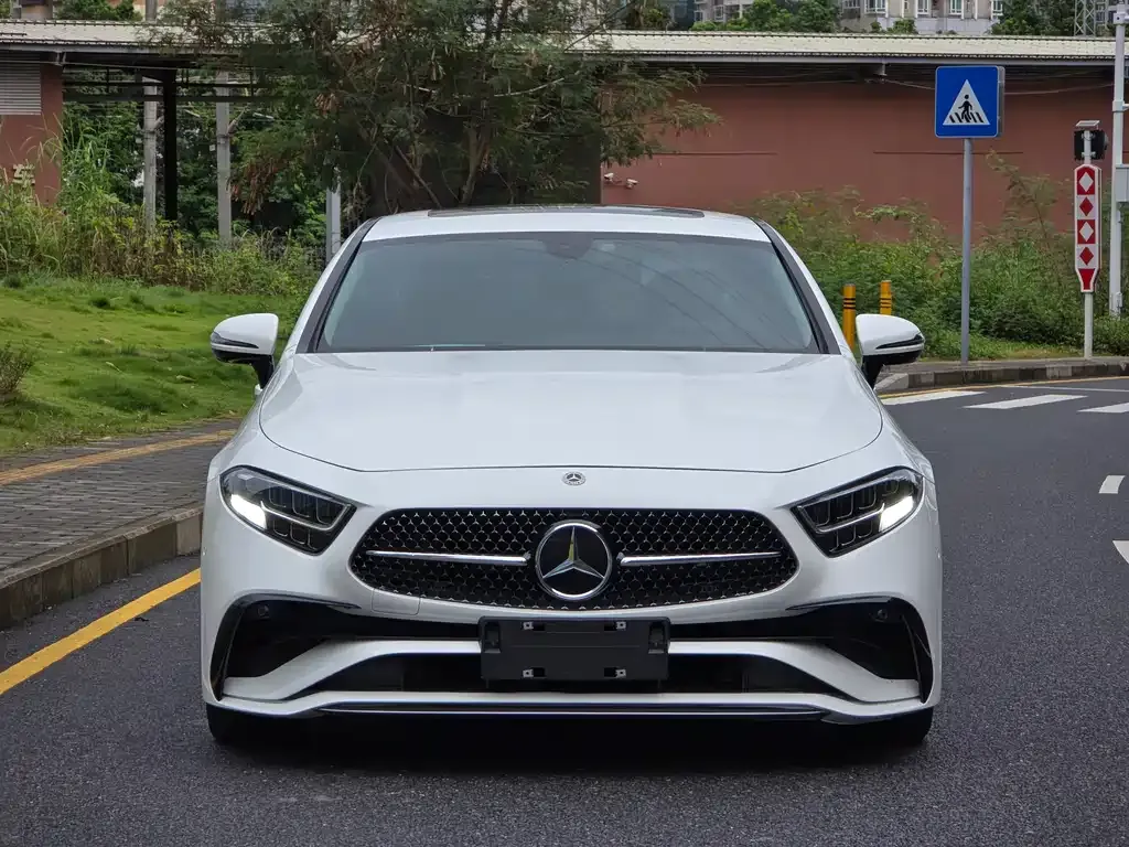 Mercedes-Benz CLS — фото 2