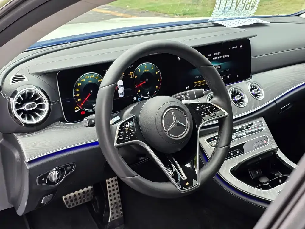 Mercedes-Benz CLS — фото 3