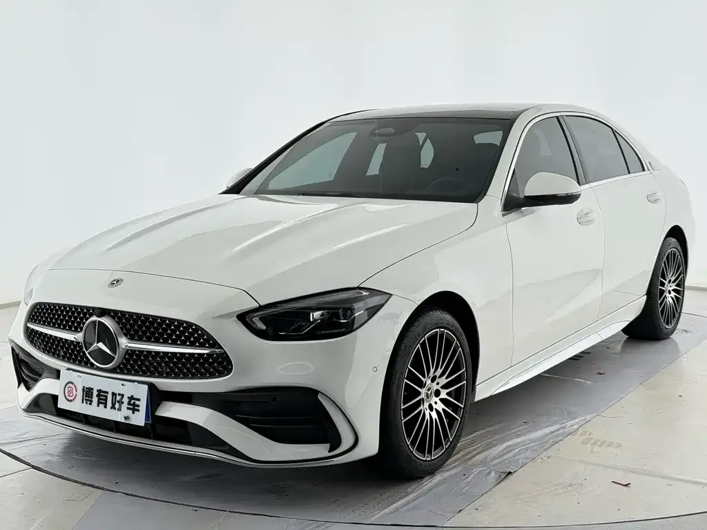 Mercedes-Benz C-Class — фото 1