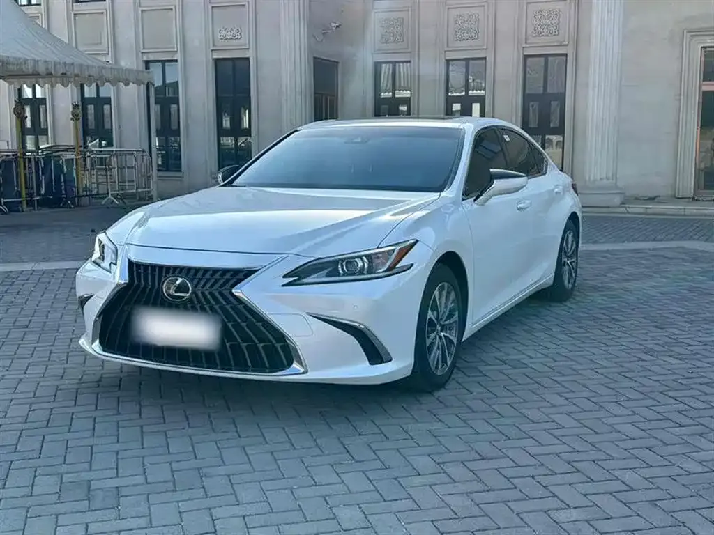 Lexus ES — фото 2