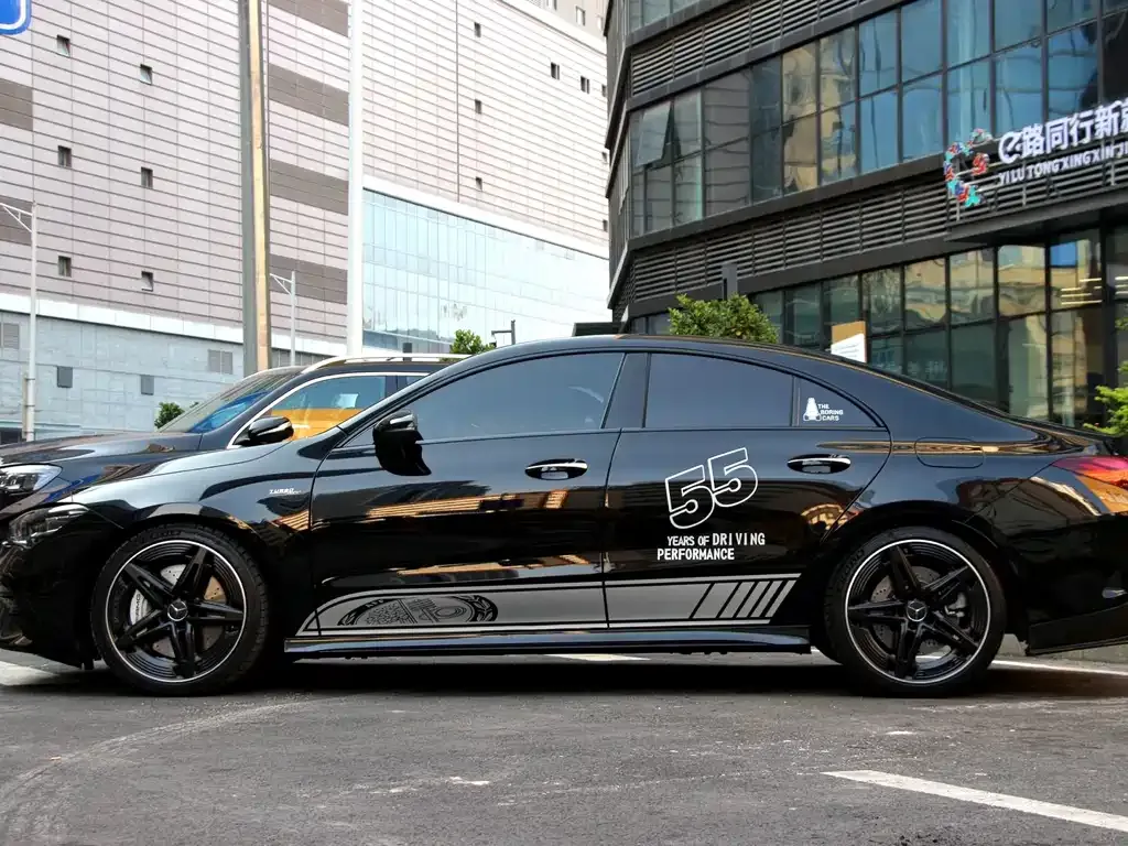 Mercedes-Benz CLA AMG — фото 3